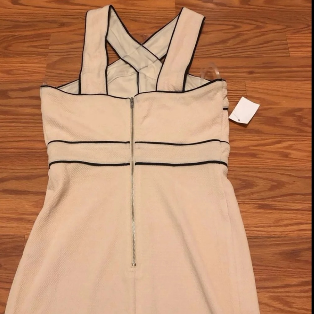 Mini dress - Picture 3 of 3